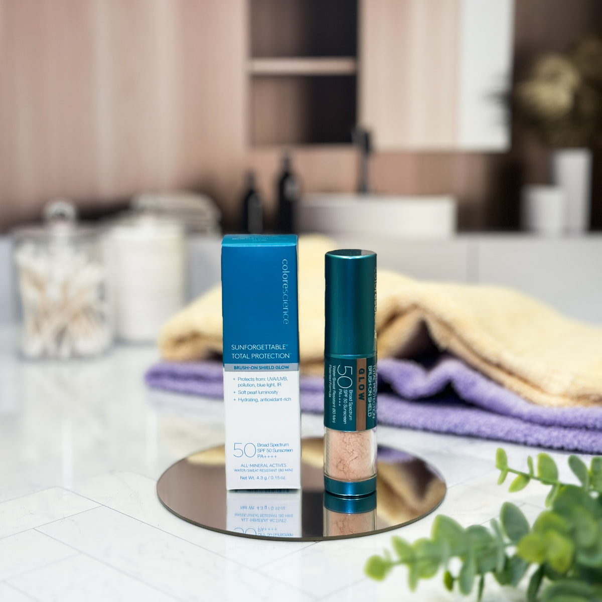 Sunforgettable® Total Protection® Brush-On Shield Glow SPF 50